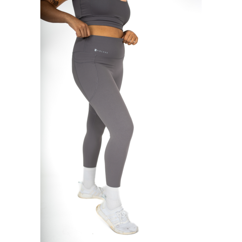 NDLESS-Studio-28-pocketleggings-womensleggingspocketsportswearndlesswear.png